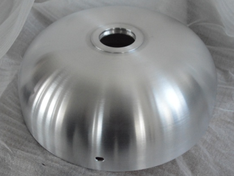 Corona rings for motors