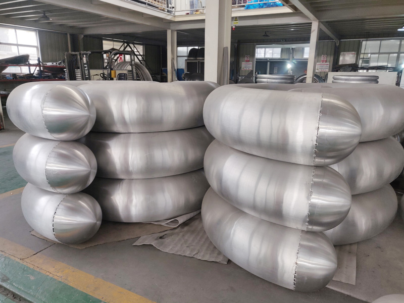 Corona rings for insulators