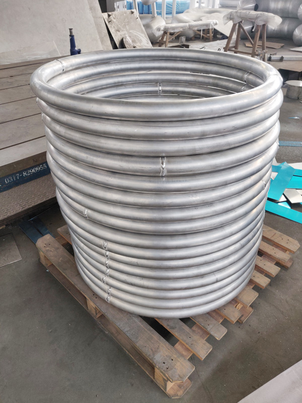 Corona rings for insulators