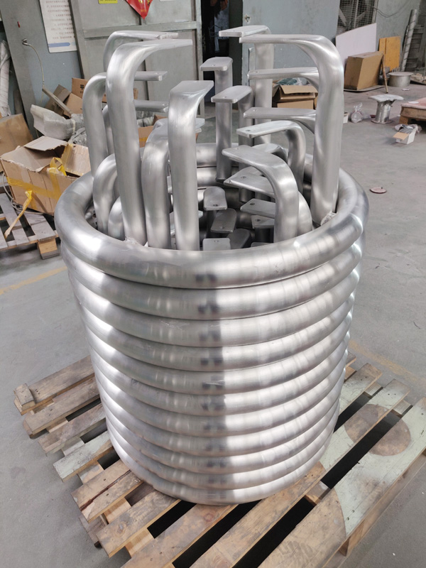 Corona rings for insulators